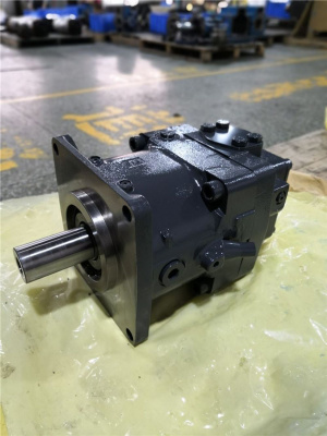 A11VO130LRS/10R-NSD12N00 - Насос аксиально-поршневой нереверсивный регулируемый с наклонной шайбой для незамкнутой гидросистемы, рабочий объем 130 см3, LRS = регулятор мощности с LS управлением, номинальное давление 350 бар, валS = шлицевой по ANSI B92.1a